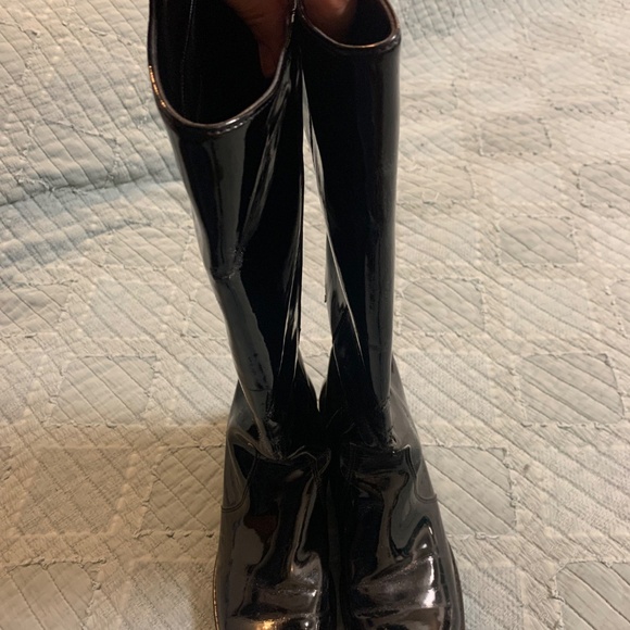 La Canadienne Tall pull on patent boots waterproof! - Picture 6 of 8